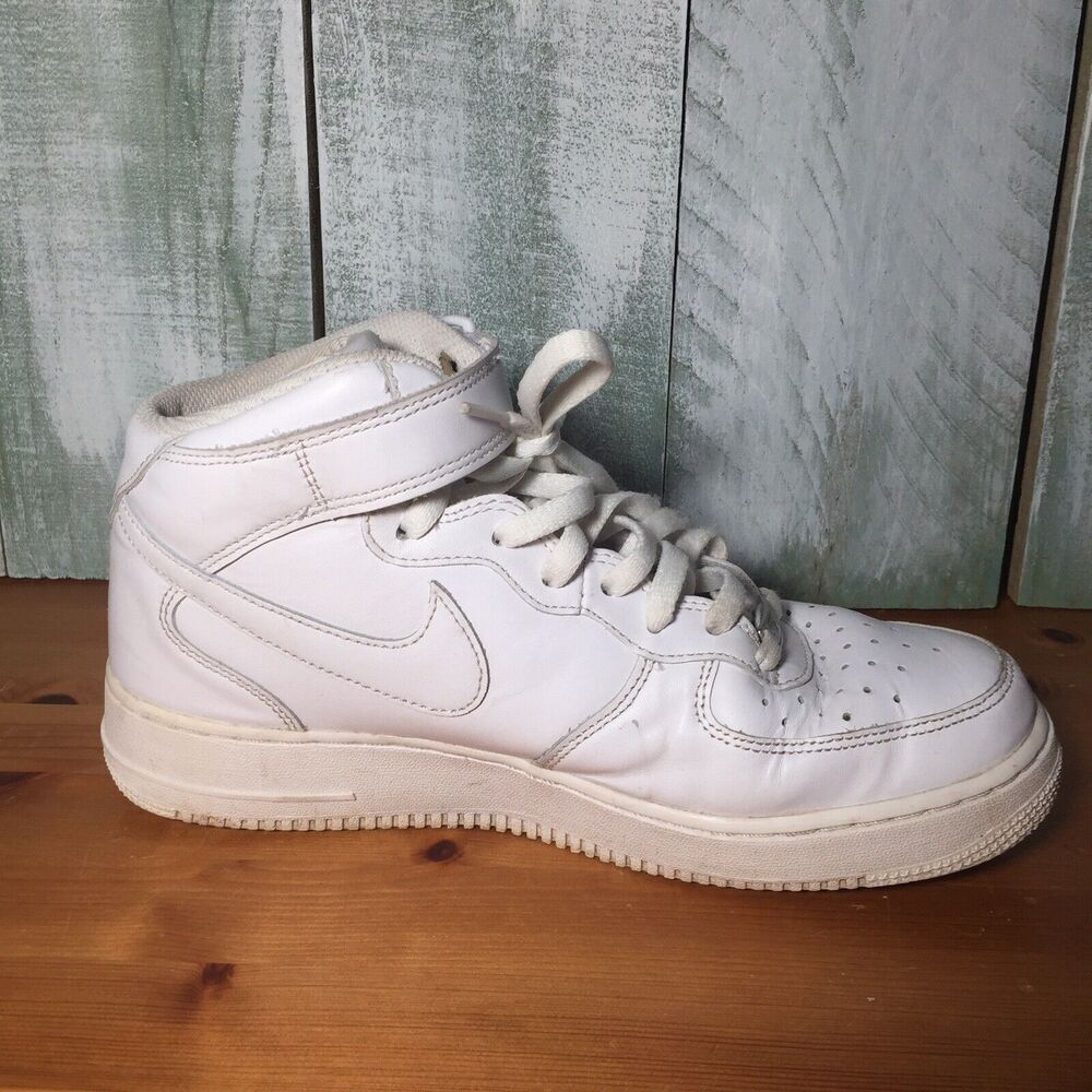 Nike Air Force 1 Mid Triple White MEN Size 9 Sneaker CW2289-111 Basketball - Picture 2 of 11
